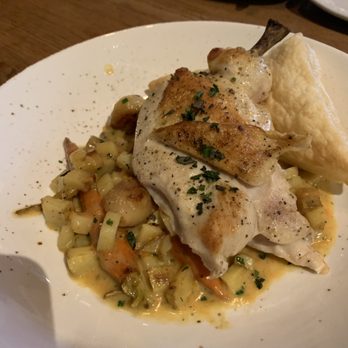 LouVino - chicken pot pie - Southern Near Me - Indianapolis, Indiana LouVino - chicken pot pie - Southern Near Me - Indianapolis, Indiana