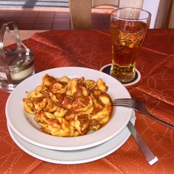 DaVito - Tortellini mit Bolognese und Parmesan