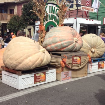 Barnesville Pumpkin Festival - The champions. - Festivals Near Me Barnesville Pumpkin Festival - The champions. - Festivals Near Me