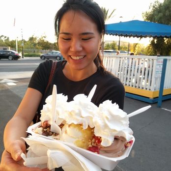 Pepper Tree Frosty - Small banana split with all the flavors! - Ice Cream & Frozen Yogurt Near Me - Vista, California Pepper Tree Frosty - Small banana split with all the flavors! - Ice Cream & Frozen Yogurt Near Me - Vista, California