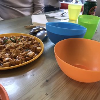 Oriental Canteen - Plastic bowls and plates for service. Well, that's a first in my life! - Chinese Near Me - London, XGL Oriental Canteen - Plastic bowls and plates for service. Well, that's a first in my life! - Chinese Near Me - London, XGL