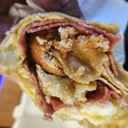Lucky 7 Deli - Sandwich wrap