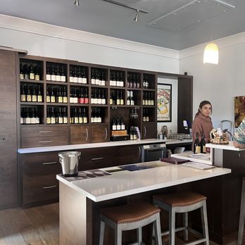 Windy Oaks Winery Tasting Room Carmel - Counter - Wineries Near Me - Carmel, California Windy Oaks Winery Tasting Room Carmel - Counter - Wineries Near Me - Carmel, California