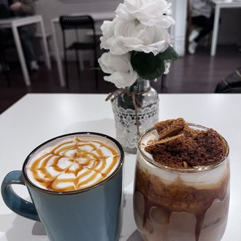 Cafe Princess - Caramel machiatto and dalgona latte - Coffee & Tea Near Me - Toronto, Ontario