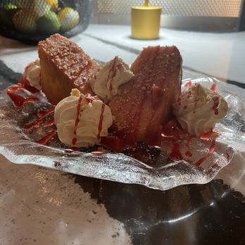 Smoke & Mirrors - Strawberry shortcake - Bars Near Me - Washington Dc, District of Columbia