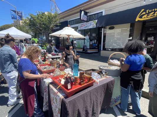 Inner Sunset Flea Market~2nd Sundays April to November 2024 by null