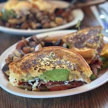 PJ & CO RESTAURANT & SALOON - Updated July 2025 - 807 Photos & 715 ...