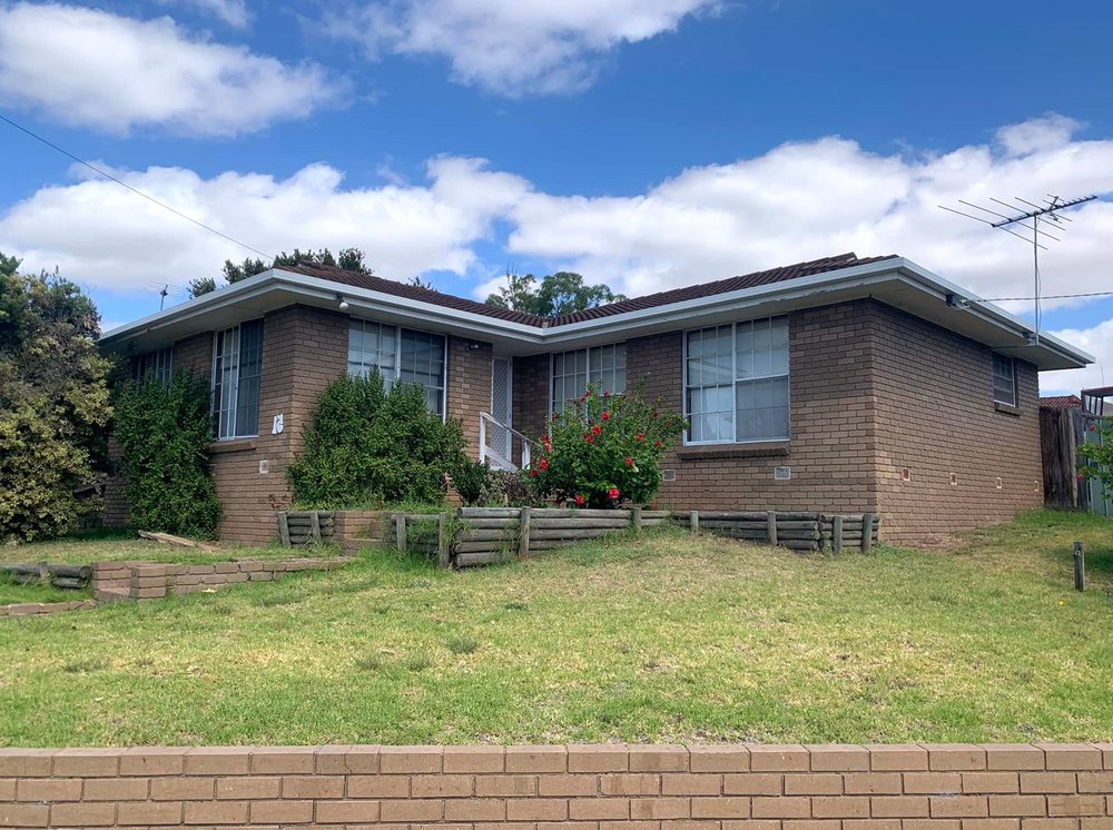 Slide of Fruitvale Roofing