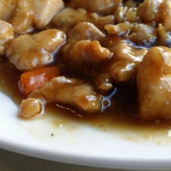 Wok Dinasty - Un poco de pollo