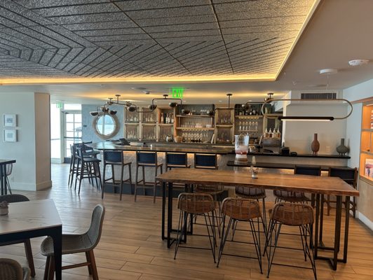 Monterey Beach Hotel, a Tribute Portfolio Hotel by null