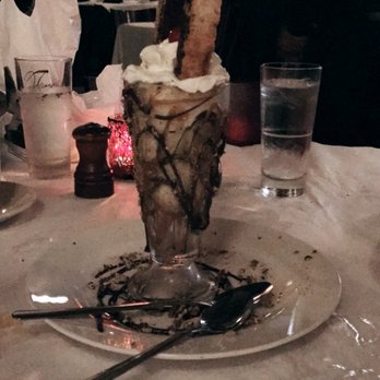 Francesca's On Chestnut - Amazing chocolate sundae! - Italian Near Me - Chicago, Illinois