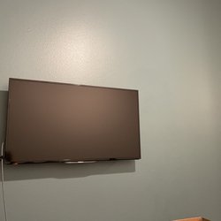 FUSE - Living room