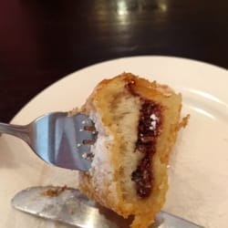 A Mano Italian Eatery