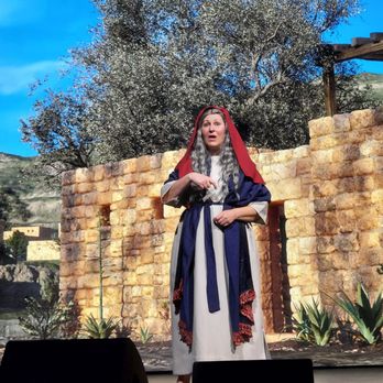 Creation Museum - Live Narrative by Elizabeth. - Museums Near Me - Petersburg, Kentucky
