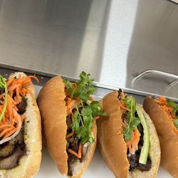 Bun Mi & Boba - Food Trucks Near Me