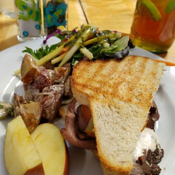 Leaping Lizard Cafe - Roast beef and smoked gouda with salad - Cafes Near Me - Virginia Beach, Virginia Leaping Lizard Cafe - Roast beef and smoked gouda with salad - Cafes Near Me - Virginia Beach, Virginia