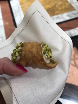 Dolce & Gabbana by null