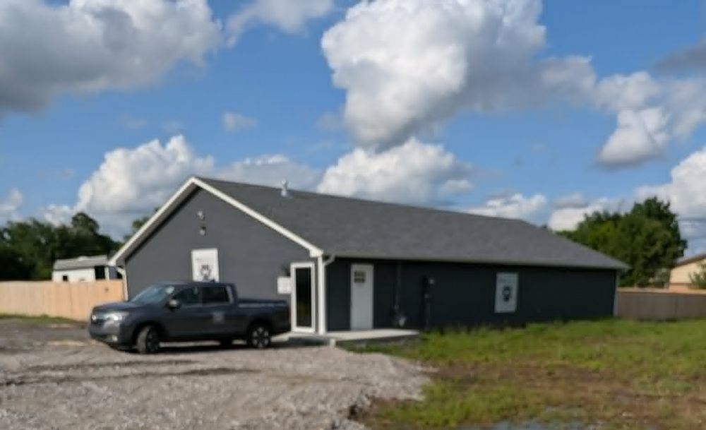 Shelley's Crate Escape - pet boarding facility in Muskogee, OK