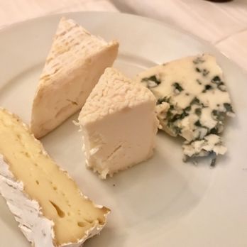 Chez Georges - Fromage platter - French Near Me - Paris, 75 Chez Georges - Fromage platter - French Near Me - Paris, 75