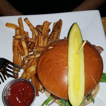 The Foundry at Summit Pond - The foundry burger - American Near Me - Killington, Vermont The Foundry at Summit Pond - The foundry burger - American Near Me - Killington, Vermont