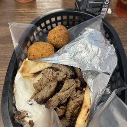 Odi's Mediterranean Kitchen