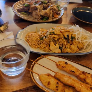 Hommali Thai Dining - Thai Near Me - Gaithersburg, Maryland Hommali Thai Dining - Thai Near Me - Gaithersburg, Maryland