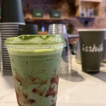 Isshiki Matcha - Strawberry Matcha Latte (medium) - Coffee & Tea Near Me - New York, New York