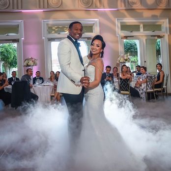 Ace Entertainment - First Dance with "Dancing with the Clouds" - DJs Near Me - San Lorenzo, California Ace Entertainment - First Dance with "Dancing with the Clouds" - DJs Near Me - San Lorenzo, California