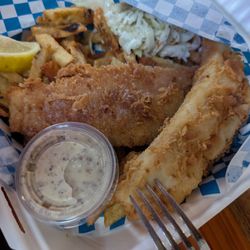 Johnny & Mae's