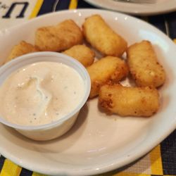 Pepperoni’s Tavern - Macaroni and cheese.. Fried!