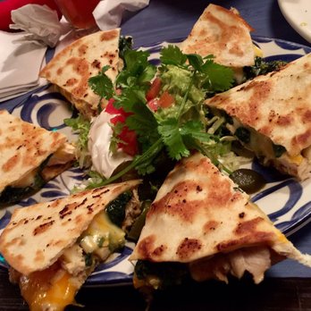Pappasitos Cantina - Chicken Fajita & Spinach Quesadillas - Tex-Mex Near Me - Houston, Texas Pappasitos Cantina - Chicken Fajita & Spinach Quesadillas - Tex-Mex Near Me - Houston, Texas