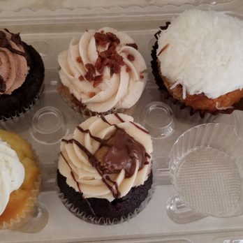 The Cupcake Shoppe - Lemon, triple chocolate, chocolate bacon, peanut buttercup and coconut cupcakes. - Bakeries Near Me - Hayward, California The Cupcake Shoppe - Lemon, triple chocolate, chocolate bacon, peanut buttercup and coconut cupcakes. - Bakeries Near Me - Hayward, California