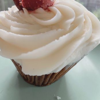 Hideaway Bakery - Bakeries Near Me - Eugene, Oregon