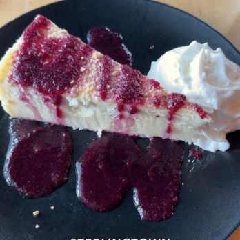Sterlingtown Public House - Cheesecake with blueberry compote - New American Near Me - Union, Maine