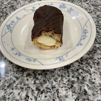 Breka Bakery & Cafe - Bakeries Near Me - Vancouver, British Columbia Breka Bakery & Cafe - Bakeries Near Me - Vancouver, British Columbia