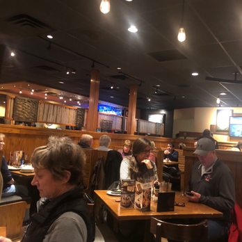 Outback Steakhouse - Dining Room - Steakhouses Near Me - Clive, Iowa
