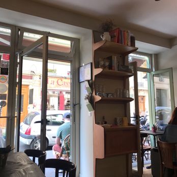 Muscovado - Cafes Near Me - Paris, 75