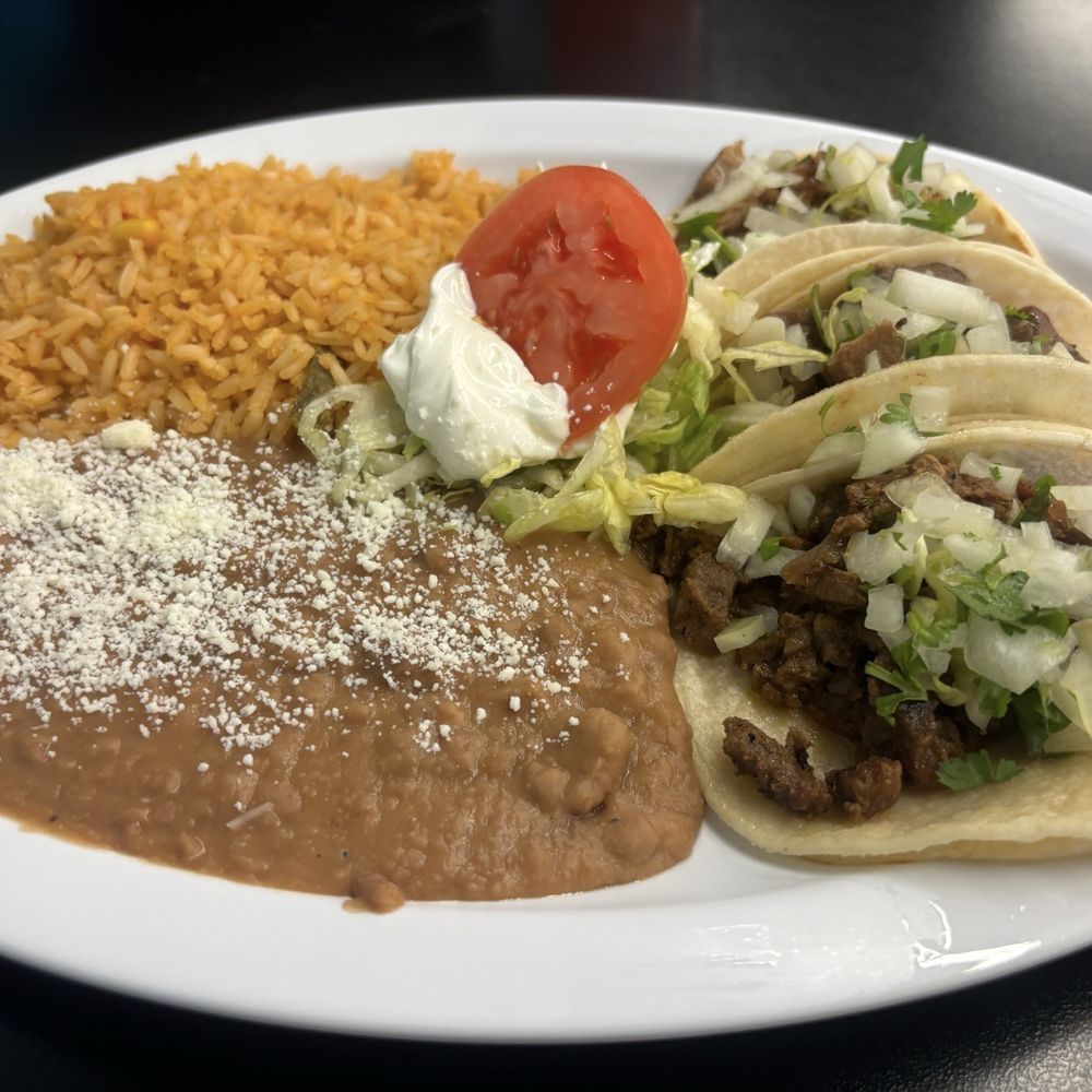 La Real Taqueria - Taco Plate - Food Trucks Near Me - Tigard, Oregon La Real Taqueria - Taco Plate - Food Trucks Near Me - Tigard, Oregon
