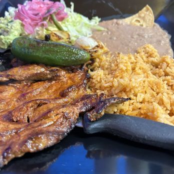 La Doña - Carne Enchilada Combo Plate - Mexican Near Me - Chehalis, Washington La Doña - Carne Enchilada Combo Plate - Mexican Near Me - Chehalis, Washington