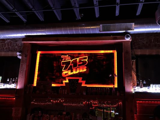 715 Club by null