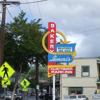 Leonard's Bakery - View as you drive up. - Bakeries Near Me - Honolulu, Hawaii Leonard's Bakery - View as you drive up. - Bakeries Near Me - Honolulu, Hawaii