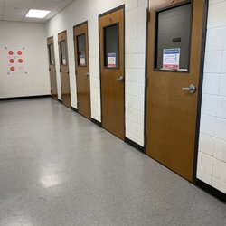 Shoot Smart - Entrance in to suites