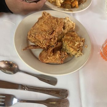The Historic Green Manor - Fried chicken Dressing - Southern Near Me - Union City, Georgia The Historic Green Manor - Fried chicken Dressing - Southern Near Me - Union City, Georgia