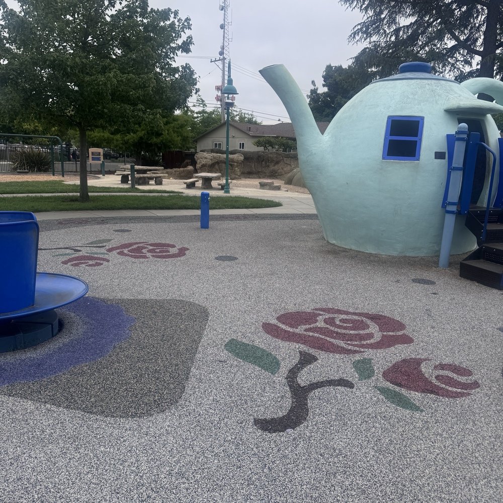 Children's Wonderland Park - Playgrounds Near Me - Vallejo, California