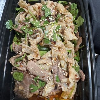 Long Gong Restaurant - Beef Tripe in Spicy Sauce - Chinese Near Me - Miami, Florida