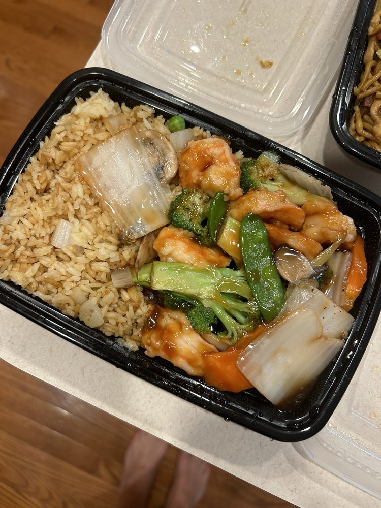 SUPER WOK Updated November 2024 33 Photos & 49 Reviews 5657 S