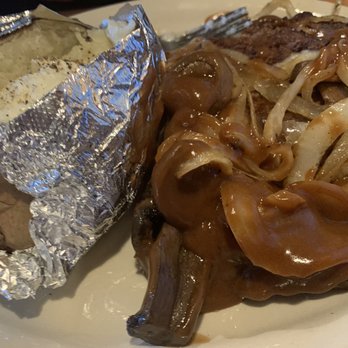 Cattleman's Roadhouse - Chopped steak - Steakhouses Near Me - Georgetown, Kentucky