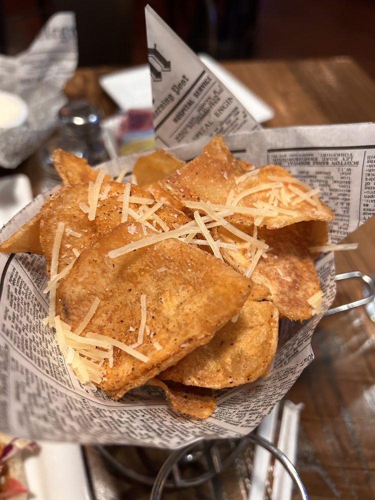 Distill – A Local Bar