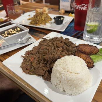 Azucar Cuban Restaurant - Cuban Near Me - Seymour, Indiana