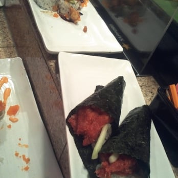 Sushi Asahi - spicy tuna hand rolls - Sushi Bars Near Me - Riverside, California